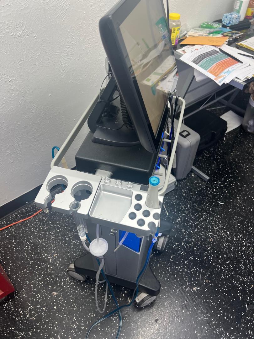 Edge Systems Hydrafacial - for Sale - Image 2